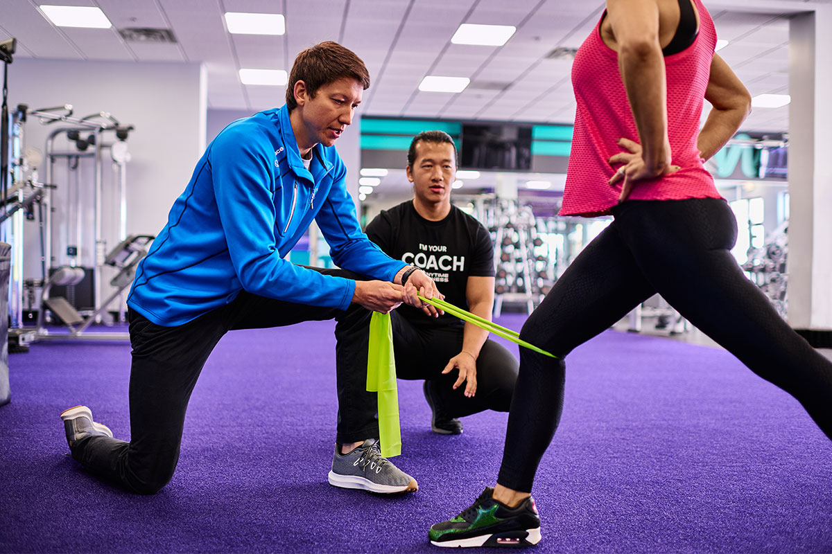 What qualifications should I look for in a personal trainer?